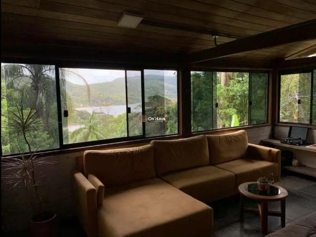 Casa / Sobrado para Locação em Florianópolis/SC Lagoa da Conceição 3 Quartos