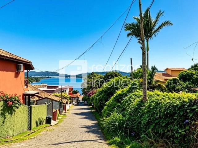Casa / Sobrado para Locação em Florianópolis/SC Lagoa da Conceição 3 Quartos