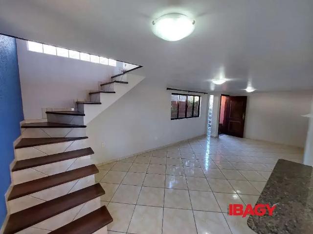 Casa / Sobrado para Locação em Florianópolis/SC Lagoa da Conceição 3 Quartos