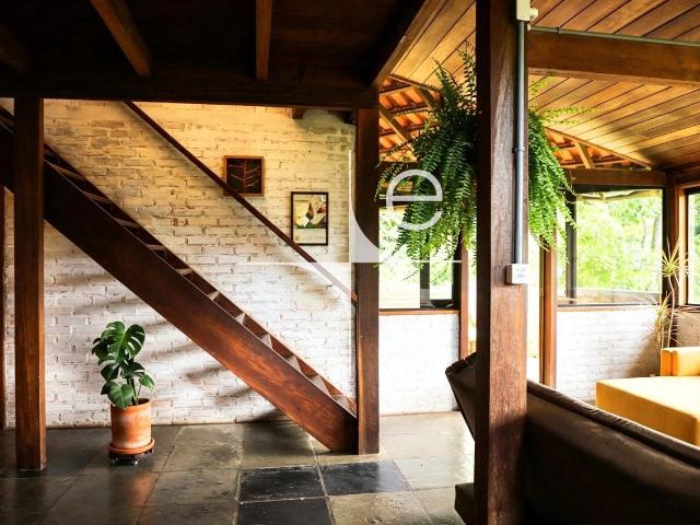 Casa / Sobrado para Locação em Florianópolis/SC Lagoa da Conceição 3 Quartos
