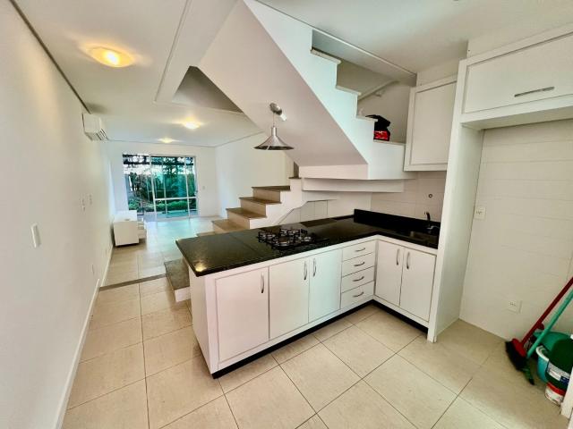 Casa / Sobrado para Locação em Florianópolis/SC Lagoa da Conceição 3 Quartos