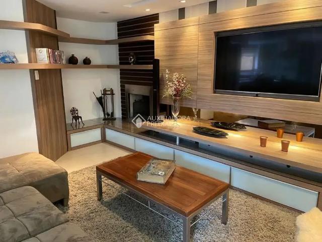 Casa / Sobrado para Locação em Florianópolis/SC Lagoa da Conceição 3 Quartos