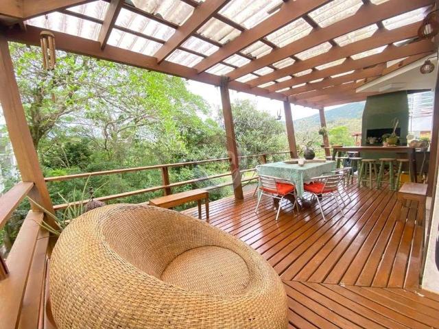 Casa / Sobrado para Locação em Florianópolis/SC Lagoa da Conceição 4 Quartos