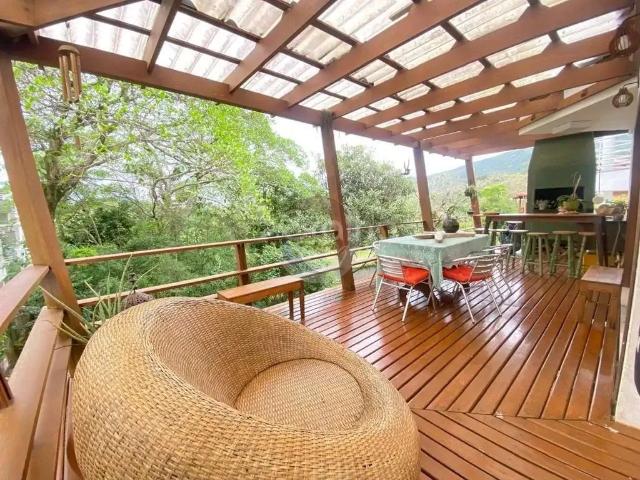 Casa / Sobrado para Locação em Florianópolis/SC Lagoa da Conceição 4 Quartos