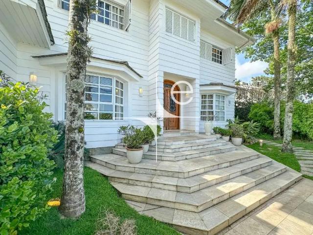 Casa / Sobrado para Locação em Florianópolis/SC Lagoa da Conceição 5 Quartos