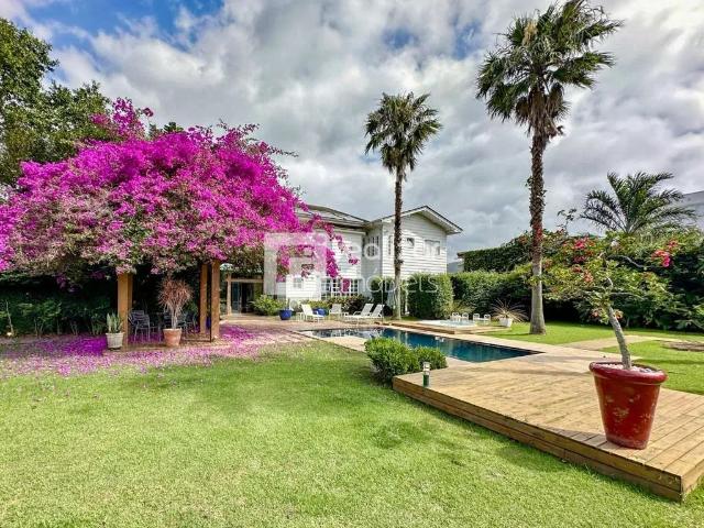 Casa / Sobrado para Locação em Florianópolis/SC Lagoa da Conceição 5 Quartos