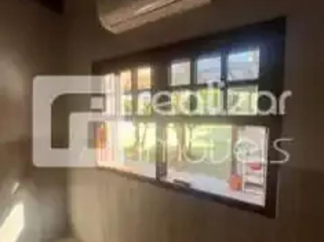 Casa / Sobrado para Locação em Florianópolis/SC Pântano do Sul 2 Quartos