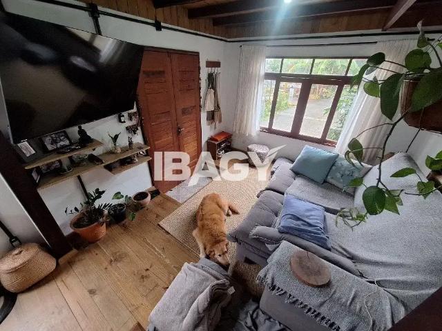 Casa / Sobrado para Locação em Florianópolis/SC Pântano do Sul 3 Quartos