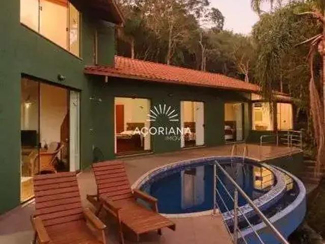 Casa / Sobrado para Locação em Florianópolis/SC Pântano do Sul 4 Quartos