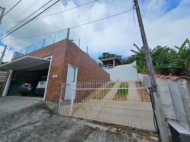Casa / Sobrado para Locação em Florianópolis/SC Ribeirão da Ilha 2 Quartos