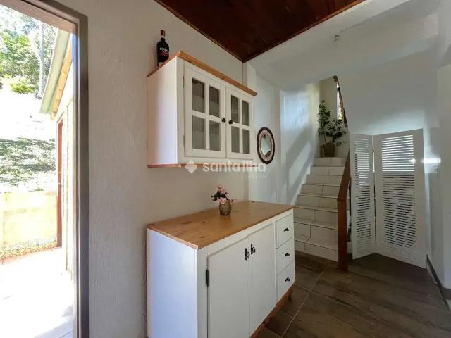 Casa / Sobrado para Locação em Florianópolis/SC Ribeirão da Ilha 2 Quartos