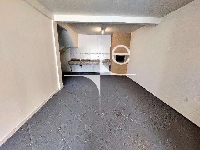 Casa / Sobrado para Locação em Florianópolis/SC Rio Tavares 1 Quartos