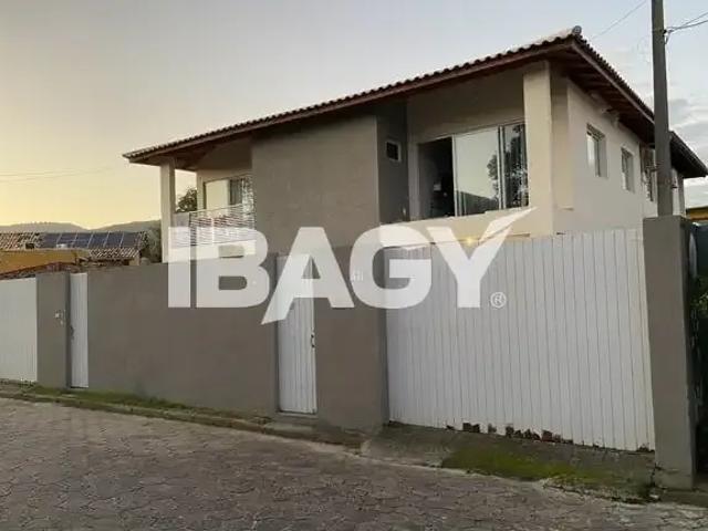 Casa / Sobrado para Locação em Florianópolis/SC Rio Tavares 2 Quartos