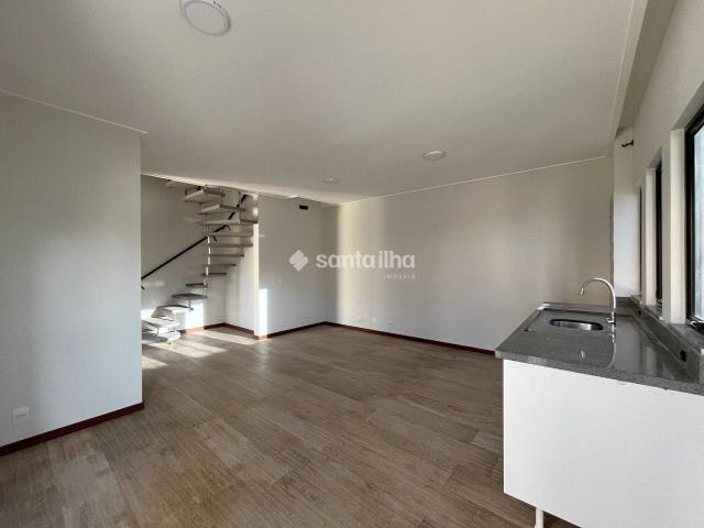 Casa / Sobrado para Locação em Florianópolis/SC Rio Tavares 2 Quartos