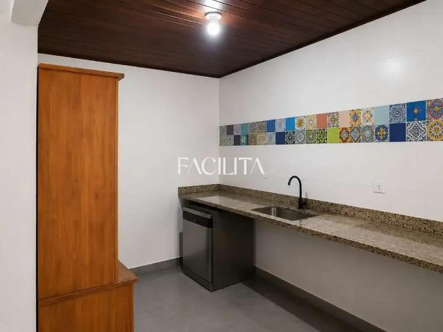 Casa / Sobrado para Locação em Florianópolis/SC Rio Tavares 3 Quartos