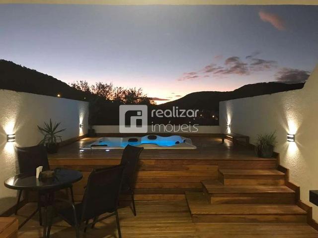 Casa / Sobrado para Locação em Florianópolis/SC Rio Tavares 4 Quartos