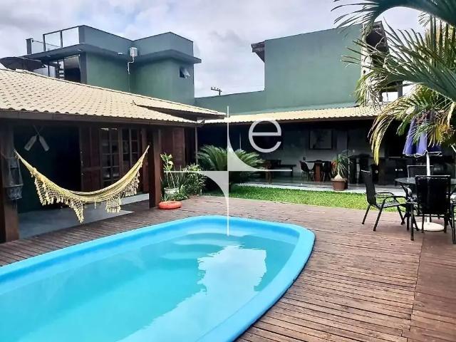 Casa / Sobrado para Locação em Florianópolis/SC Rio Tavares 4 Quartos