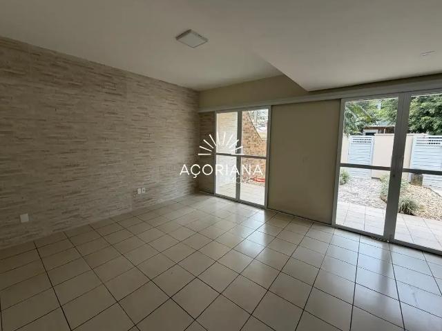 Casa / Sobrado para Locação em Florianópolis/SC Rio Tavares 4 Quartos
