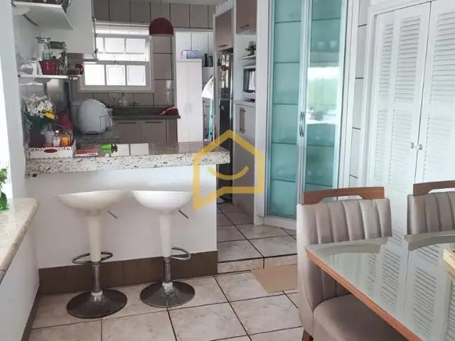 Casa / Sobrado para Locação em Florianópolis/SC Rio Tavares 5 Quartos