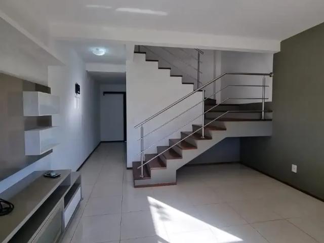 Casa / Sobrado para Locação em Florianópolis/SC São João do Rio Vermelho 2 Quartos
