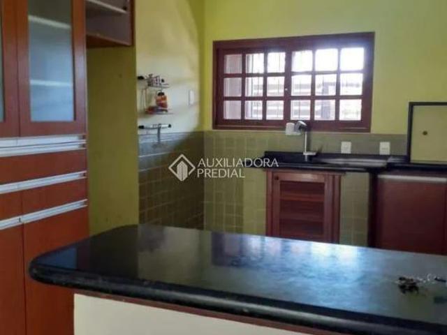 Casa / Sobrado para Locação em Florianópolis/SC São João do Rio Vermelho 3 Quartos