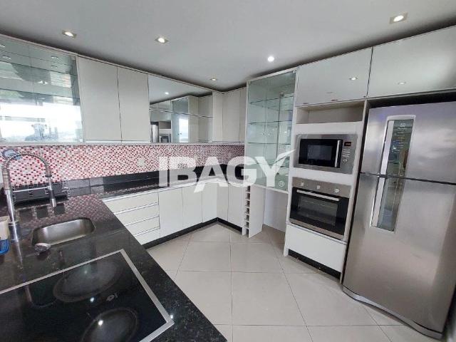 Casa / Sobrado para Locação em Florianópolis/SC Saco Grande 4 Quartos