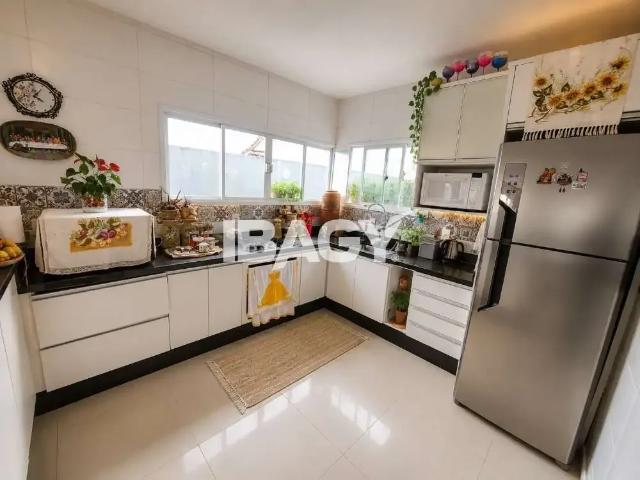 Casa / Sobrado para Locação em Florianópolis/SC Saco Grande 4 Quartos