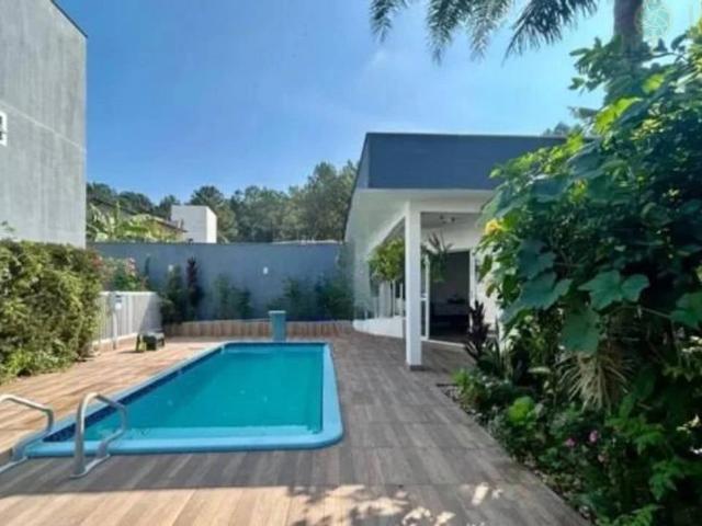 Casa / Sobrado para Locação em Florianópolis/SC Saco Grande 5 Quartos