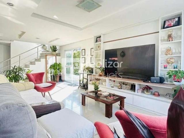 Casa / Sobrado para Locação em Florianópolis/SC Saco Grande 5 Quartos
