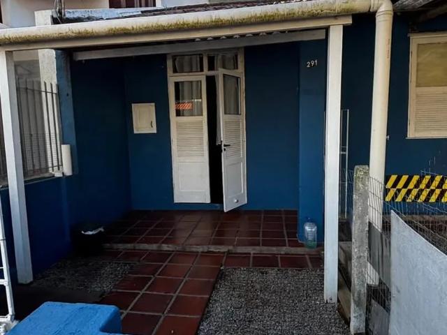 Casa / Sobrado para Locação em Florianópolis/SC Saco dos Limões 2 Quartos