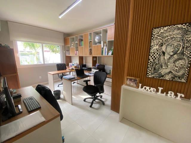 Casa / Sobrado para Locação em Florianópolis/SC Santa Mônica 4 Quartos