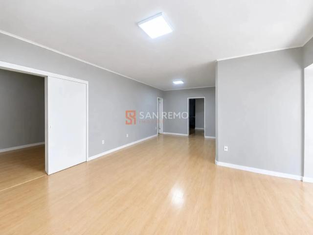 Casa / Sobrado para Locação em Florianópolis/SC Santa Mônica 5 Quartos