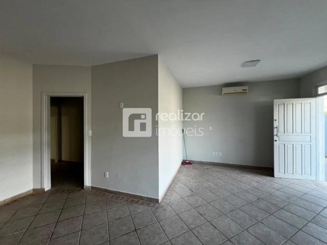 Casa / Sobrado para Locação em Florianópolis/SC Santa Mônica 5 Quartos