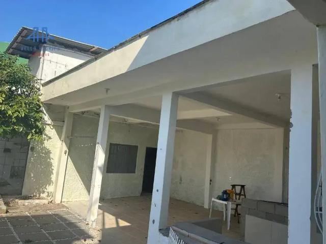 Casa / Sobrado para Locação em Florianópolis/SC Santa Mônica 3 Quartos