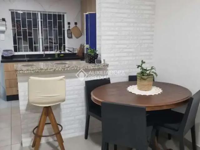 Casa / Sobrado para Locação em Florianópolis/SC Santa Mônica 3 Quartos