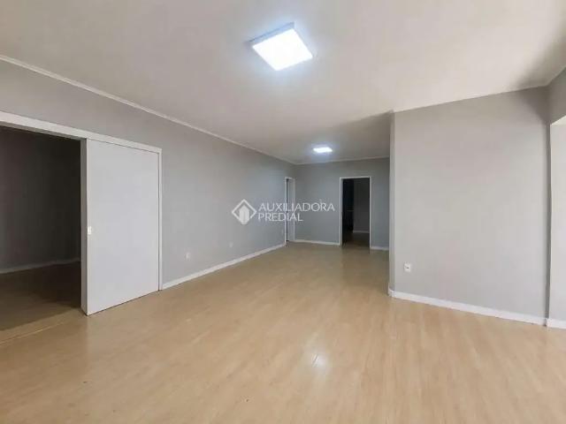 Casa / Sobrado para Locação em Florianópolis/SC Santa Mônica 3 Quartos
