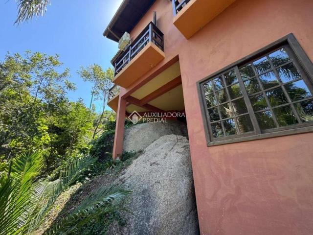 Casa / Sobrado para Locação em Florianópolis/SC Santo Antônio de Lisboa 5 Quartos