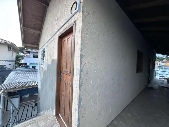 Casa / Sobrado para Locação em Florianópolis/SC Tapera 2 Quartos