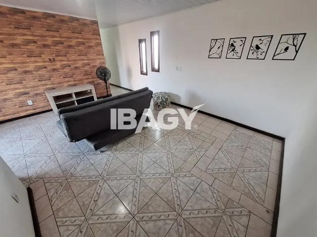 Casa / Sobrado para Locação em Florianópolis/SC Tapera da Base 3 Quartos