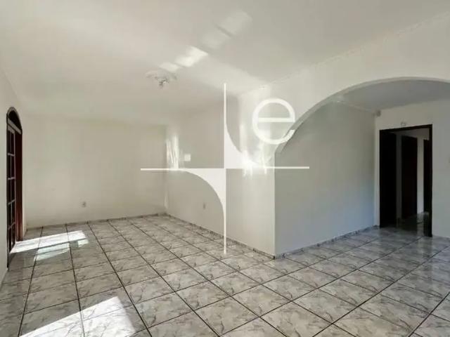 Casa / Sobrado para Locação em Florianópolis/SC Trindade 3 Quartos