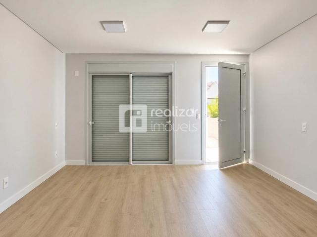 Casa / Sobrado para Locação em Florianópolis/SC Trindade 3 Quartos