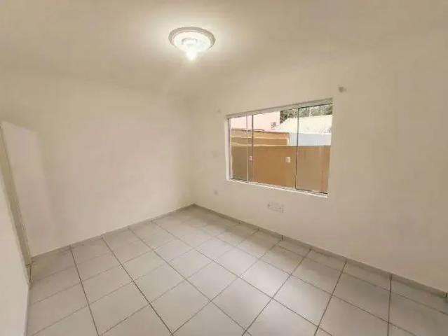 Casa / Sobrado para Locação em Florianópolis/SC Trindade 4 Quartos