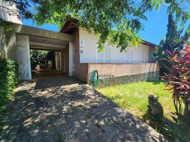 Casa / Sobrado para Locação em Florianópolis/SC Trindade 4 Quartos