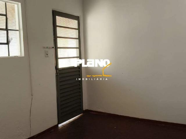 Casa / Sobrado para Locação em Franca/SP Jardim Califórnia 2 Quartos