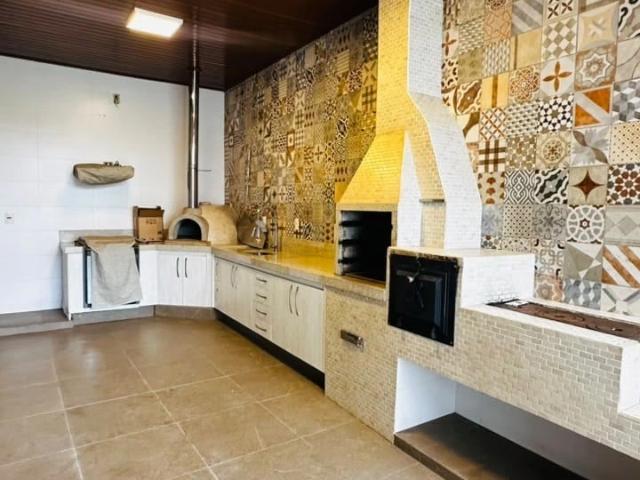 Casa / Sobrado para Locação em Franca/SP Jardim São Vicente de Paula 5 Quartos