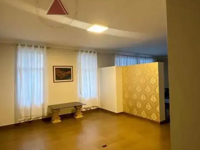 Casa / Sobrado para Locação em Franca/SP Vila Flores 5 Quartos