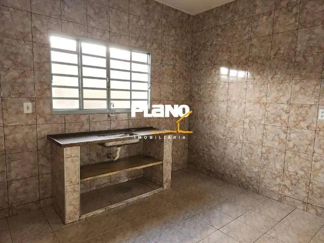 Casa / Sobrado para Locação em Franca/SP Vila Santa Terezinha 1 Quartos