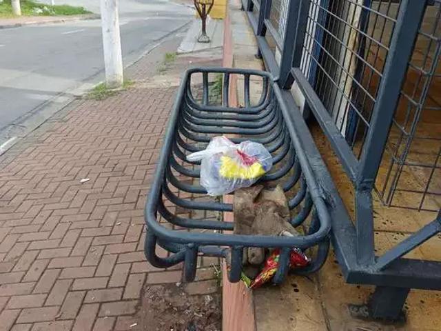 Casa / Sobrado para Locação em Francisco Morato/SP Jardim Professor Francisco Morato 1 Quartos