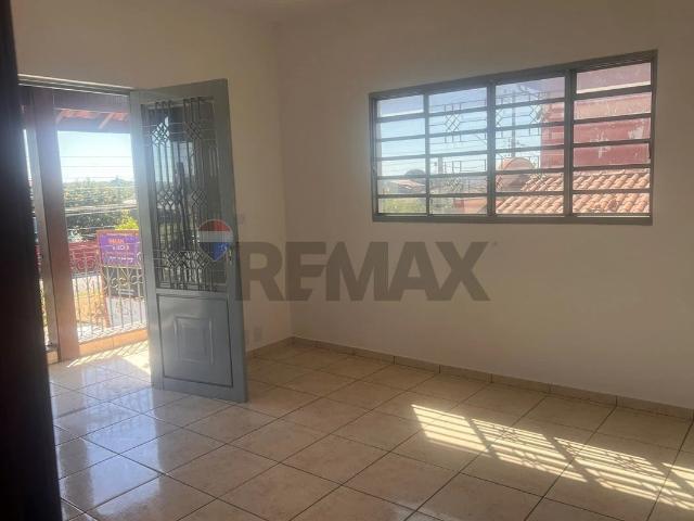 Casa / Sobrado para Locação em Holambra/SP Jardim das Tulipas 4 Quartos