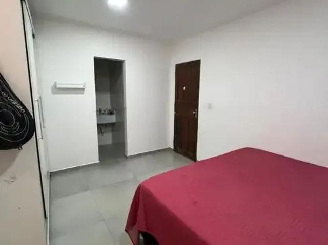 Casa / Sobrado para Locação em Horizonte/CE Centro 2 Quartos